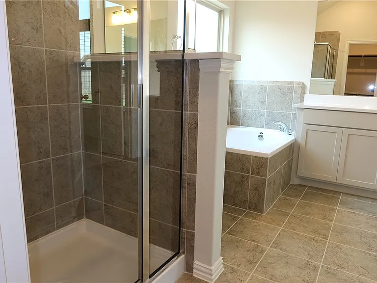 6306 Fulton Dr — Photo 16