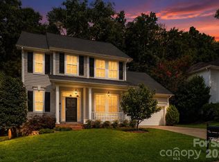 6832 Charter Hills Rd, Charlotte, NC 28277