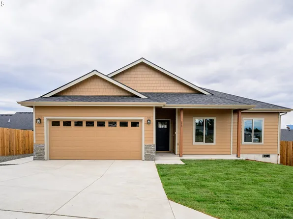 673 Boulder Loop, Creswell, OR 97426