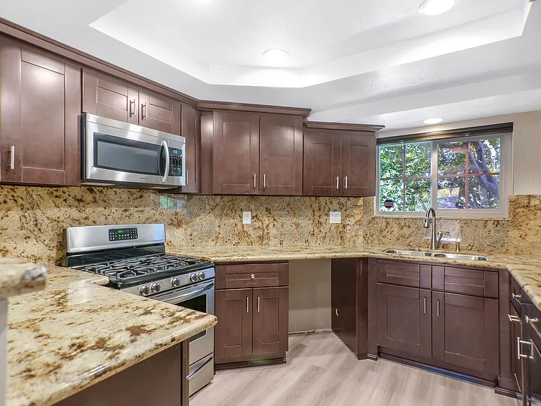 24368 Sage Ct — Photo 1