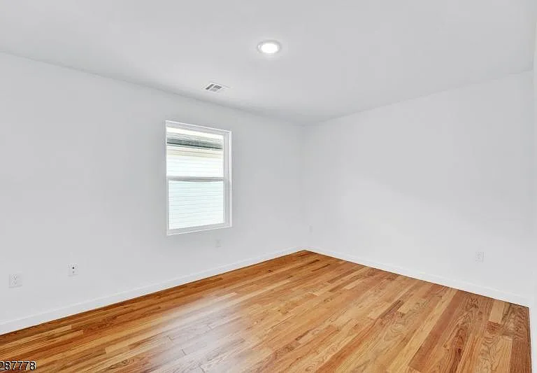 757 Seaport Dr #1 — Photo 10