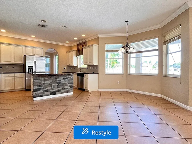9546 Worswick Ct — Photo 3