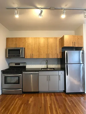 Rented by City Vista Inc | media 48