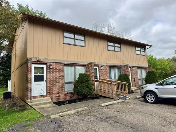 792 Kingwood Dr NE, Bolivar, OH 44612