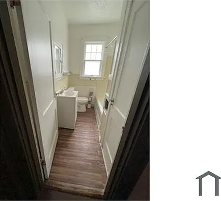 2409 McLaran Ave — Photo 4