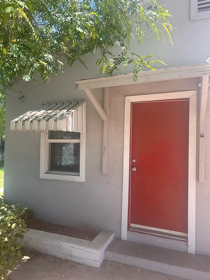 Studio, 1.0 bath, 650 sqft, $875 — Photo 1