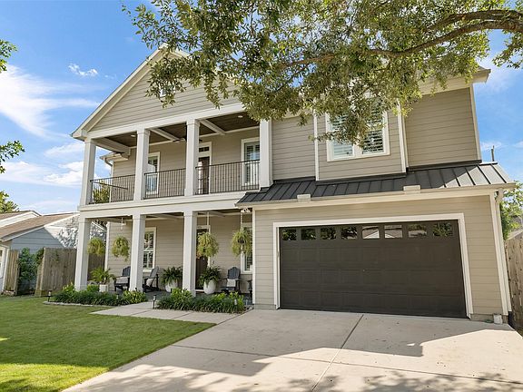 3rd image of 1705 Chippendale Rd