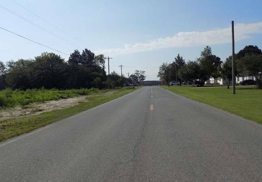 2nd image of 8194 Memory Gardens Ln