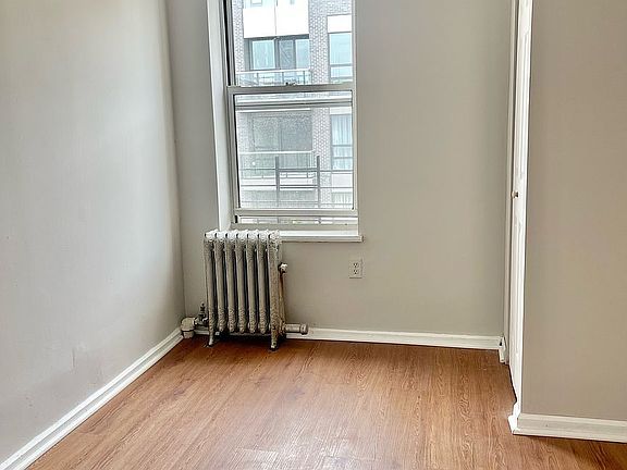 3rd image of 268 Sumpter St #3