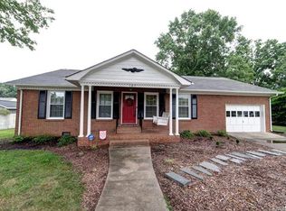 107 Juanita Dr #18, Pineville, NC 28134