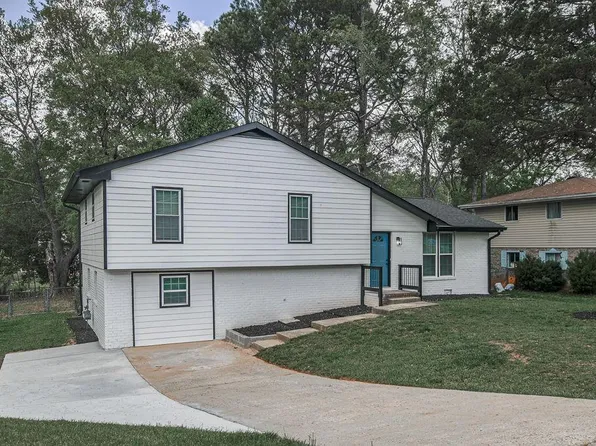 2248 Willoby Ct, Morrow, GA 30260