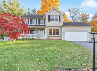 100 Charles Dr, Windsor, PA 17366