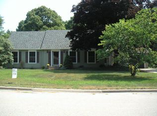 424 Chippewa Dr, Fremont, MI 49412