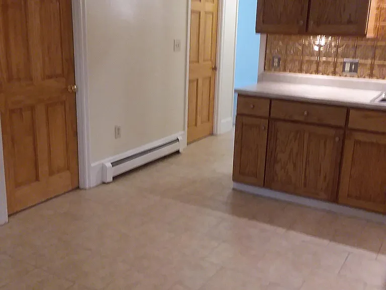 52-54 Webster St #4 — Photo 8