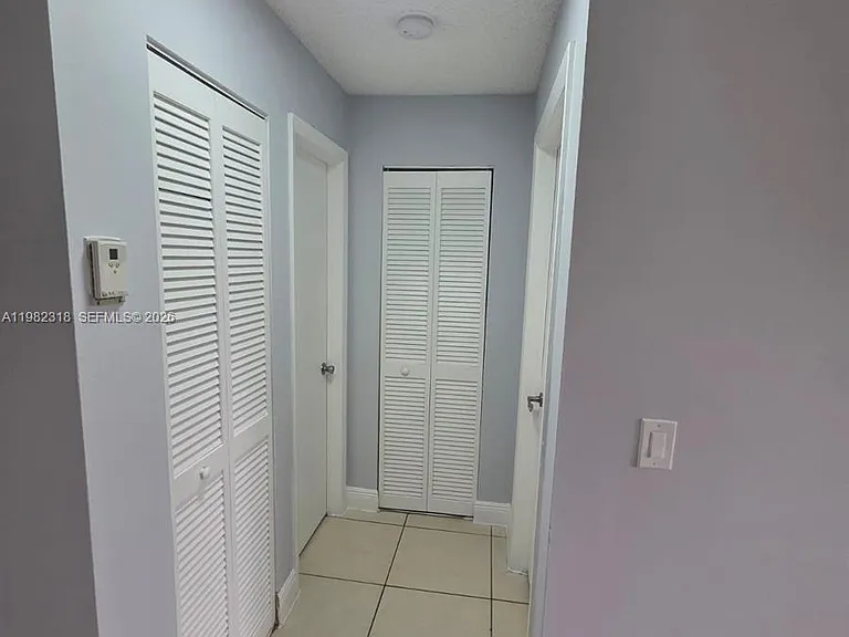 1241 SW 46th Ave #1006 — Photo 3