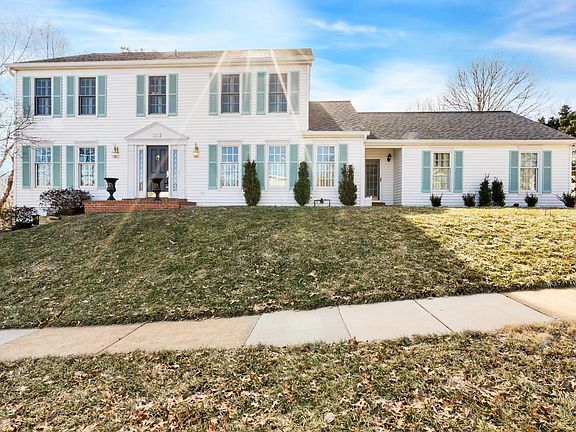2nd image of 1232 De Noailles Dr