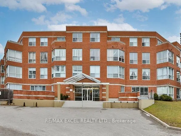 9 Chalmers Rd #309, Richmond Hill, ON L4B 3N3
