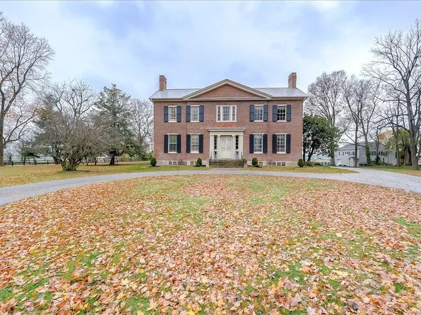 1625 Midway Rd, Versailles, KY 40383