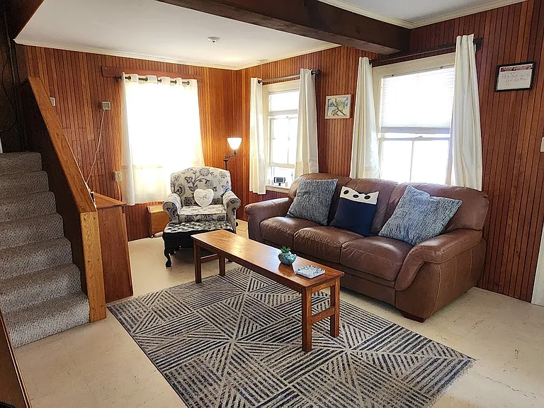 40 Rockport Rd — Photo 7