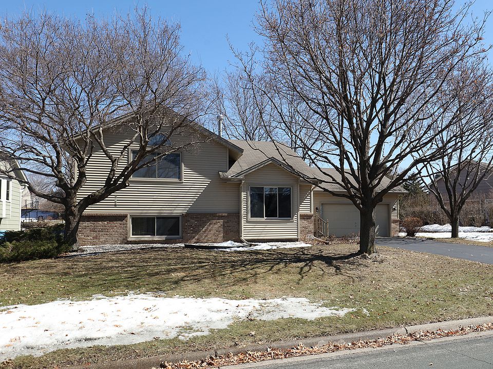 1st image of 13825 Sunset Lake Dr