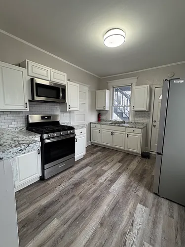 694 Amboy Ave #1 Photo 1 694 Amboy Ave #1 Photo 1