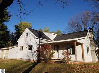 6369 S Garfield Rd, Kingsley, MI 49649