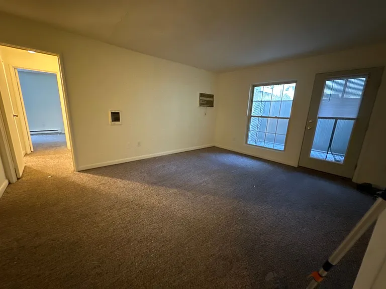 University Park Apartments near Cornell University — Photo 103