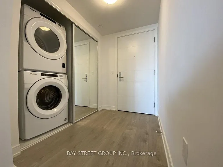 50 Wellesley St E #3106 — Photo 4