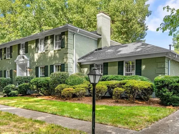 1108 Hobbs Rd, Greensboro, NC 27410