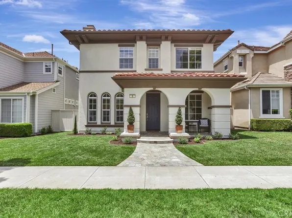 3 Amaryllis St, Mission Viejo, CA 92694