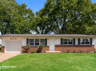 805 Mary Jo Ln, Hazelwood, MO