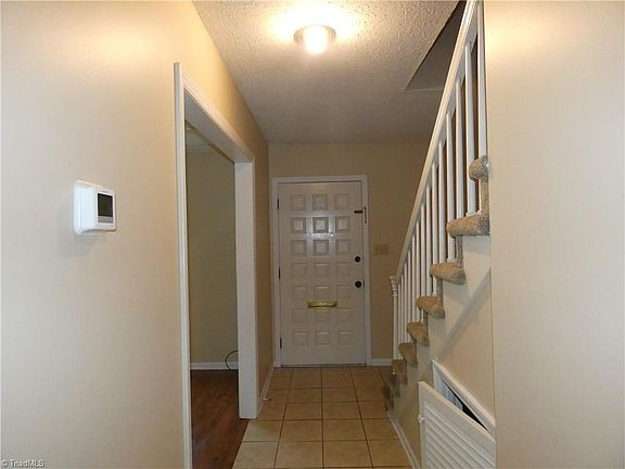 3rd image of 1829 Johnson St #E