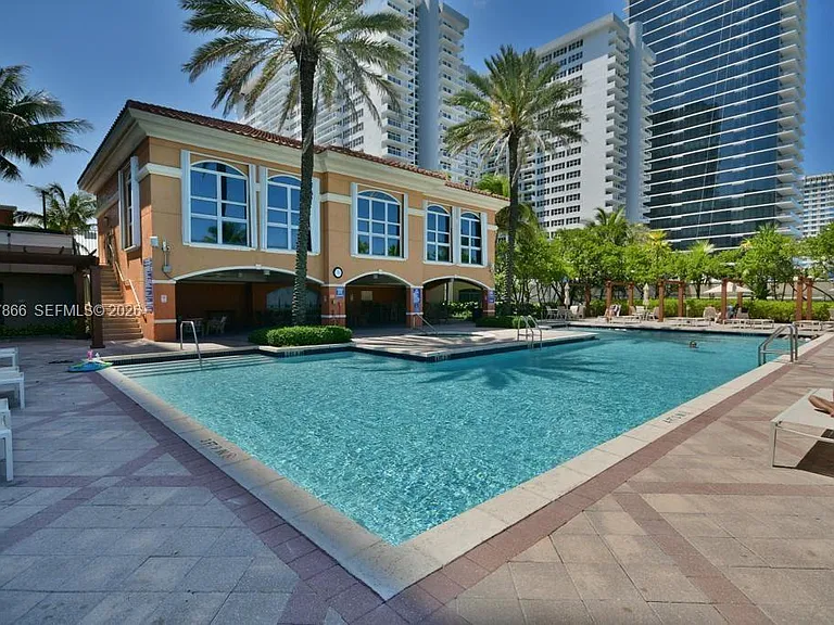 2080 S Ocean Dr #303 — Photo 14