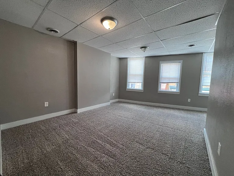2310 Arlington Ave #2 — Photo 1