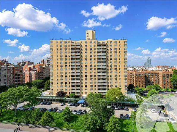 1311 Brightwater Ave APT 3B, Brooklyn, NY 11235