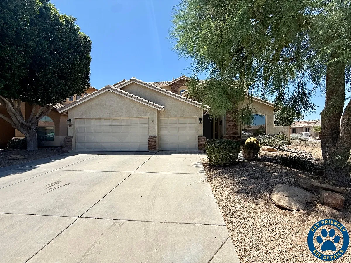 5 bed, 3.0 bath, 3097 sqft, $3,799 — Photo 1