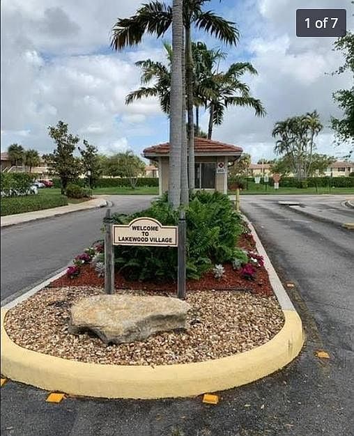 1st image of 1007 Twin Lakes Dr #29-G