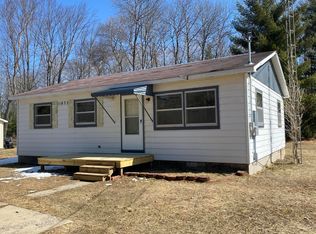 11832 Woody Rd, Roscommon, MI 48653