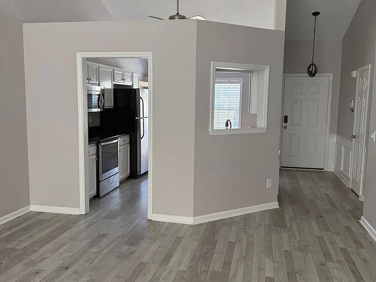 801 Remount Ct — Photo 13