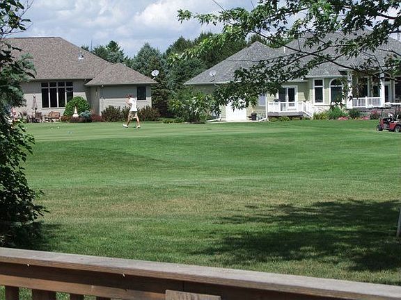 2nd image of 12 Saint Andrews Dr