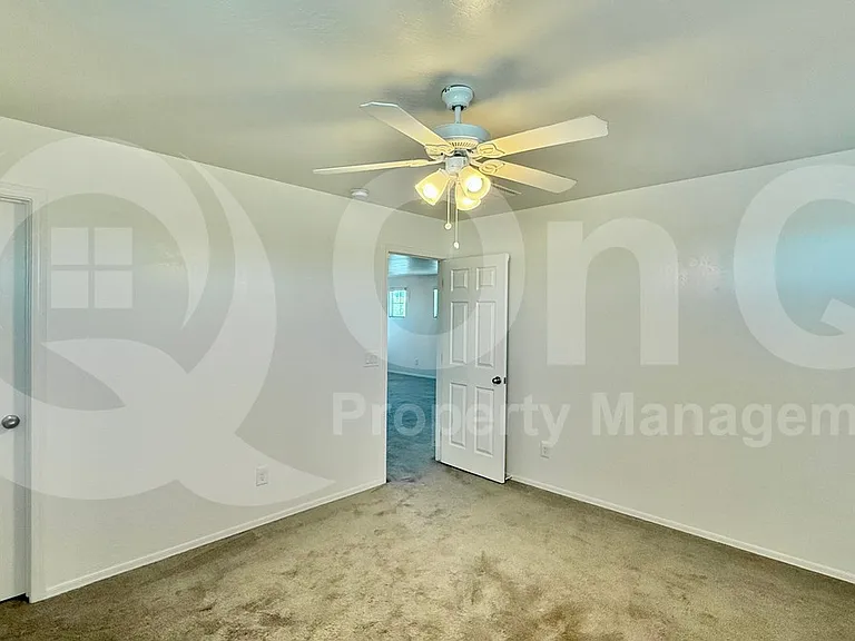 8924 N 102nd Ln — Photo 13