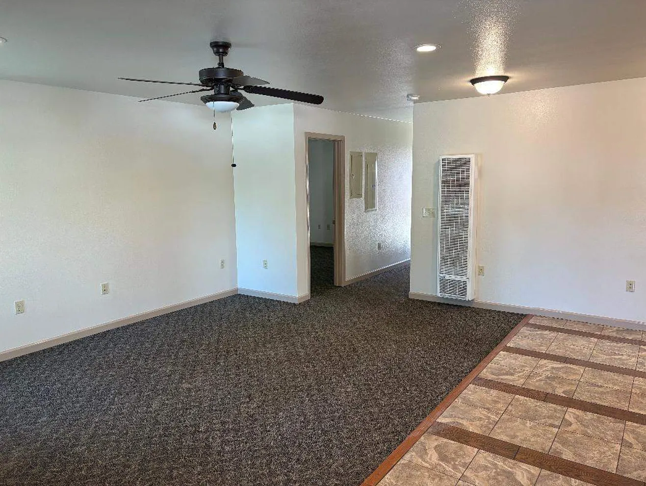 250 Barham Ave — Photo 4