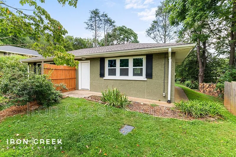 346 Cummins Rd #2