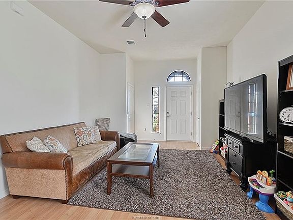 3rd image of 3806 Clear Meadow Creek Ave
