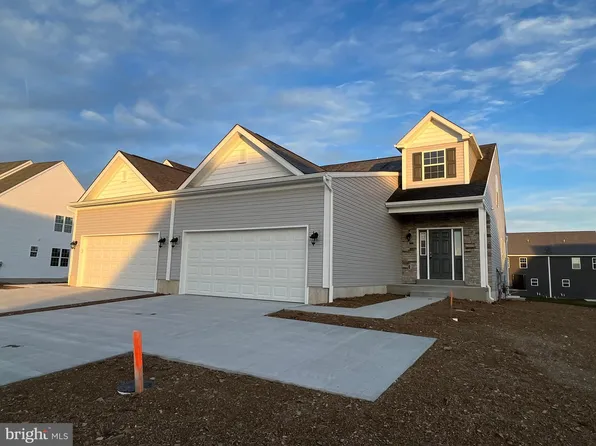228 Sunglo Dr Lot 103, Leesport, PA 19533