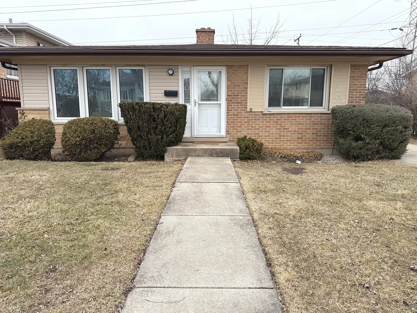 6638 Hazel St photo 1