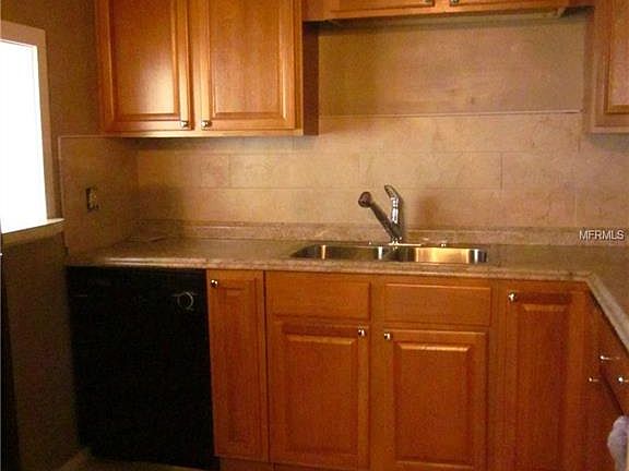 5th image of 2458 Columbia Dr APT 52