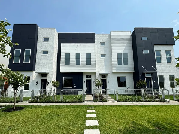 3405 Robin Rose Ln, Houston, TX 77080