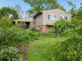 6323 N Kirkwood Ave, Chicago, IL 60646