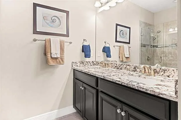 1114 Coral Ln — Photo 31